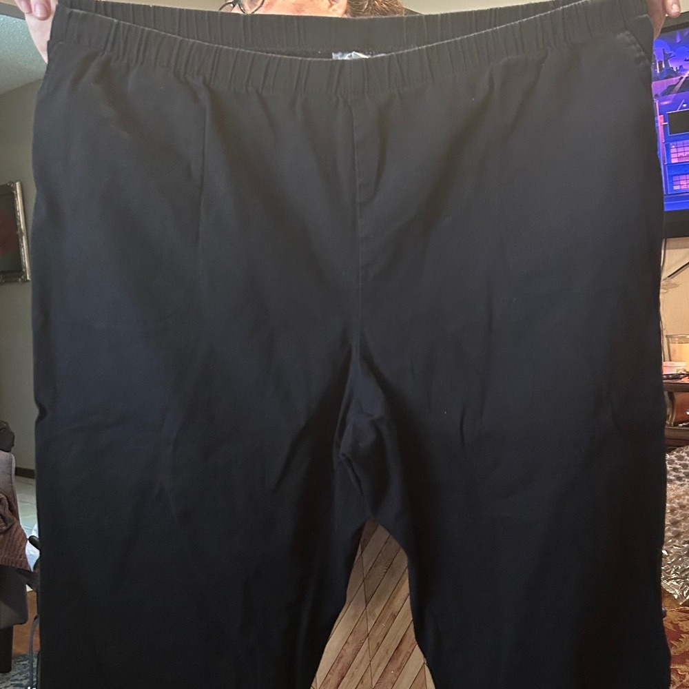 Capri pants